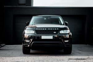 Read more about the article New Teaser for the Range Rover Sport SV Set to Debut May 31st 